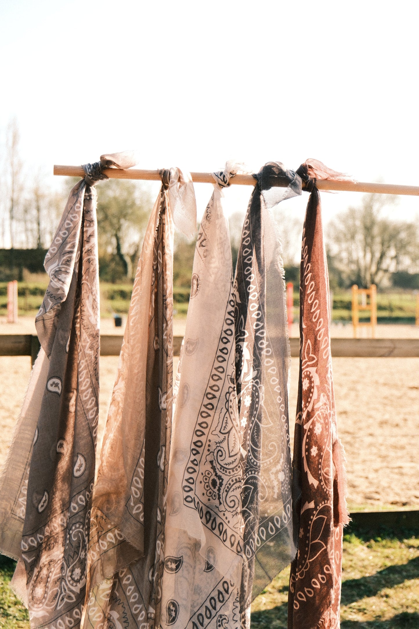 Grands foulards en Soie : L'Élégance au Quotidien Mamoune collection