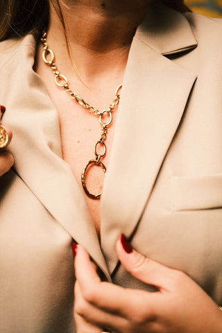 Collier grosse maille décolleté