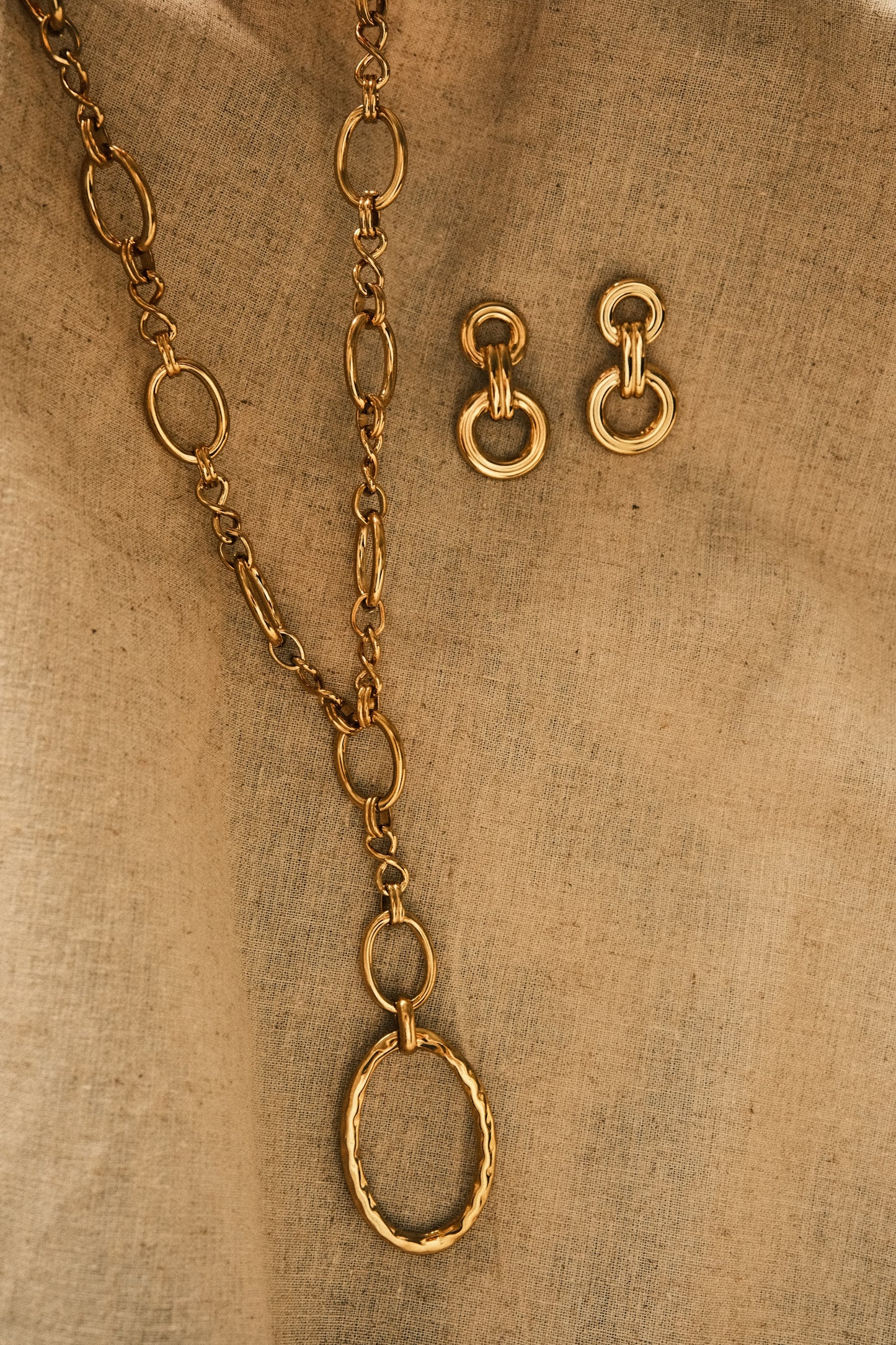 Collier grosse maille décolleté